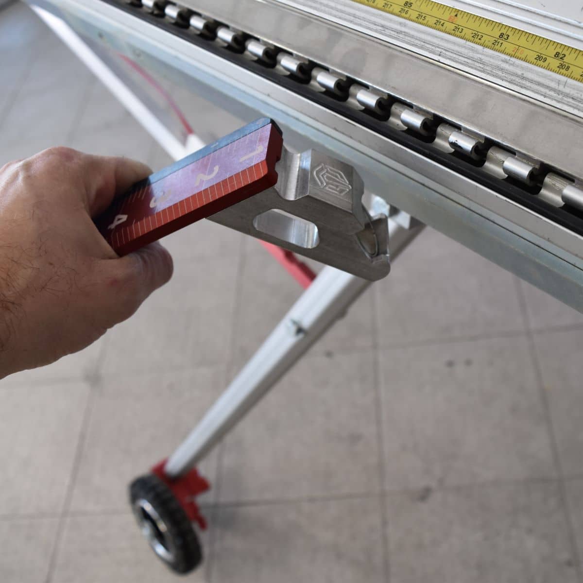 Just-Bend Measuring Gauge to Fit Tapco* Brakes