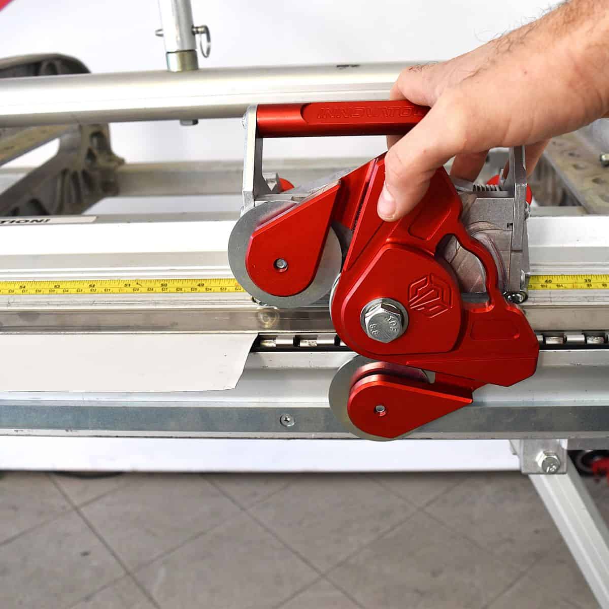 Two-Way Cutting Tool to Fit Tapco* Brakes