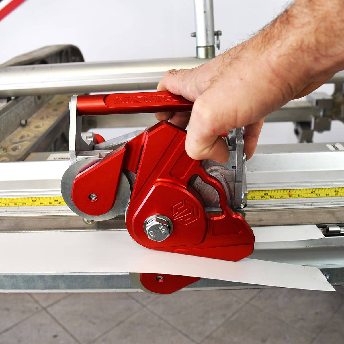 Two-Way Cutting Tool to Fit Tapco* Brakes